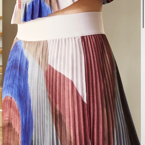 Aritzia Wilfred Twirl Skirt Cobalt - Picture 4 of 4